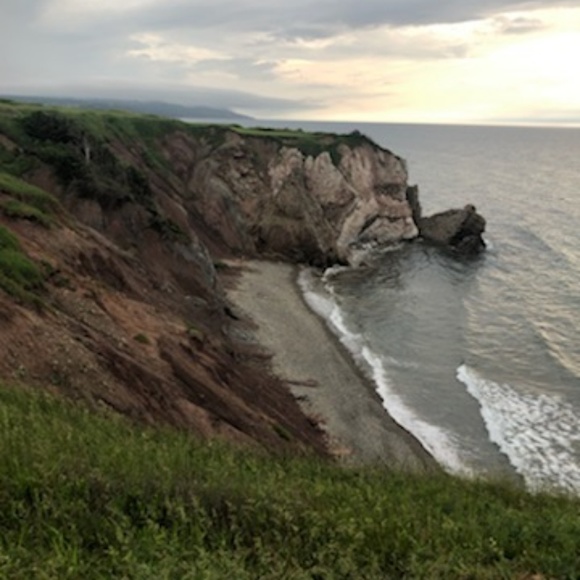 Meet your Posher, Megan - Picture 1 of 1